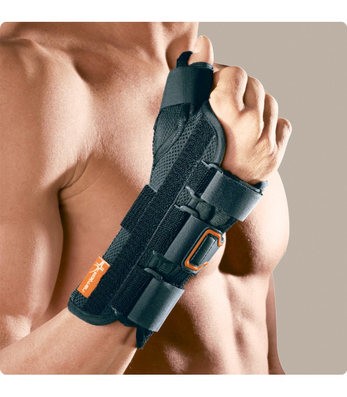 POLFIT17 Polsiera steccata con presa pollice